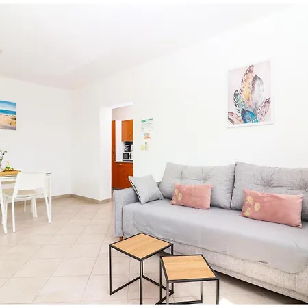 Apartment M&z *