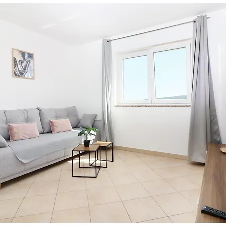 Apartment M&z