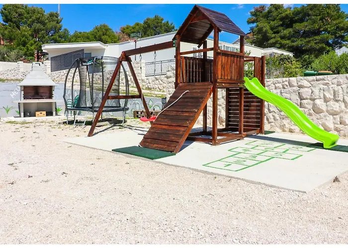 M&z Apartament Primošten